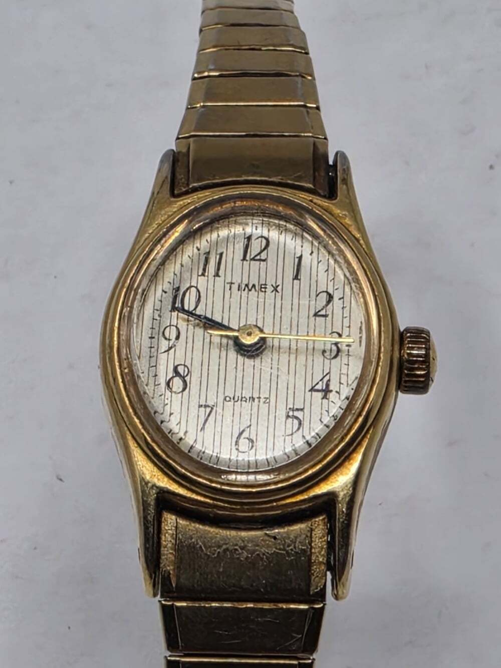 Timex Quartz Gold Tone Watch Expansion Band Vintage Korea T93 Needs Battery